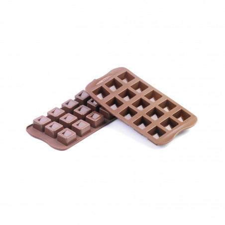 MOLDE BOMBONES CUBO SILICON CAFE 15 CAVIDADES 26X26X18MM SILIKOMART SCG02